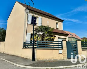 House at Chauconin-Neufmontiers (77124)