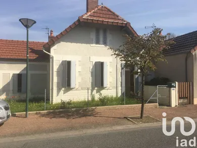 House in Fours (58250)