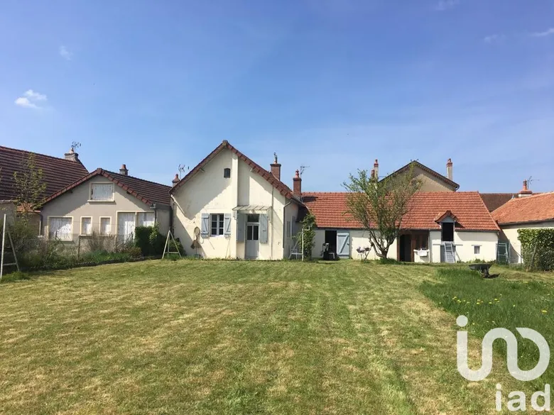 Maison 6 pièces 72 m² · à Fours · 72 m² · 75 000 €