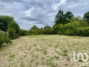 Land at Larçay (37270)