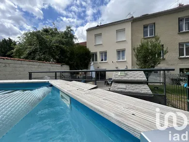 Maison de ville à Châlons-en-Champagne (51000)