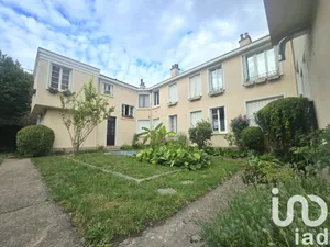 Apartment at Arcueil (94110)