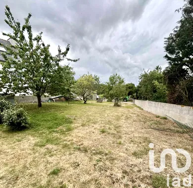 Land at Pluduno (22130)