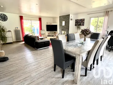 House in Belin-Béliet (33830)