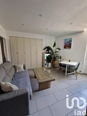 Apartment at Solliès-Pont (83210)