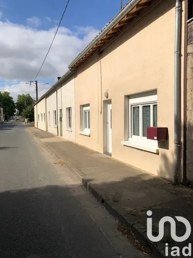 Townhouse in Lencloître (86140)