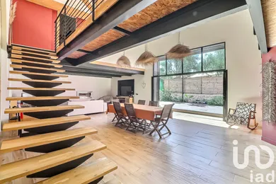 Architectural house in Caveirac (30820)