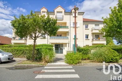 Apartment at Chanteloup-en-Brie (77600)