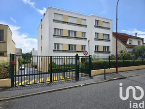 Apartment at Bezons (95870)