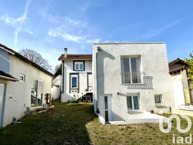 House in Vert-le-Petit (91710)