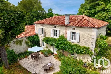 Maison à Boisné-La Tude (16320)