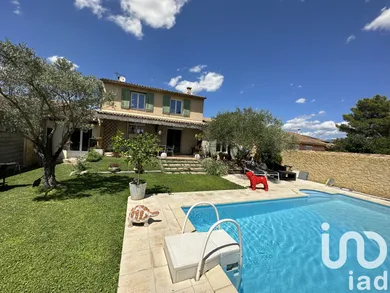 Maison traditionnelle à Monteux (84170)