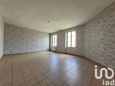 House in Esternay (51310)