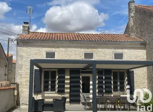 Maison à Aigre (16140)