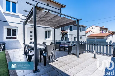 Townhouse at Firminy (42700)