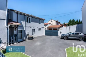 Townhouse in Firminy (42700)
