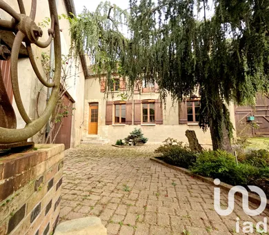 Village house at Courlon-sur-Yonne (89140)