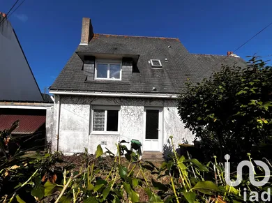 House at Groix (56590)