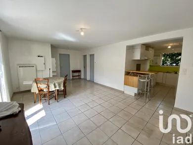 Apartment in Le Bouscat (33110)