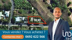 Terrain à Saint-Louis (97421)