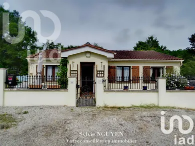 Maison traditionnelle à Rougnac (16320)