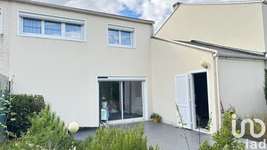 Traditional house at Saint-Pierre-lès-Nemours (77140)