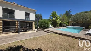 Architectural house at Martigues (13500)