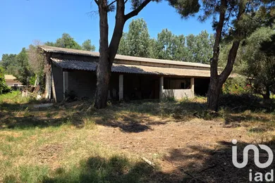 Terrain à bâtir à Arles (13200)