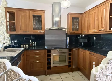 Immeuble à Neuilly-en-Thelle (60530)