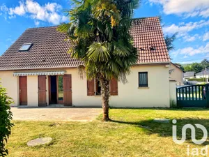 Traditional house at Troussencourt (60120)
