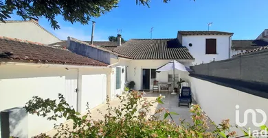 Townhouse at Valence (82400)