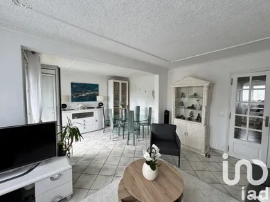 Apartment in Chilly-Mazarin (91380)