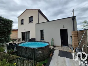 House at Alixan (26300)