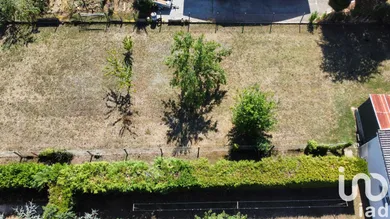 Terrain à bâtir à Puymoyen (16400)