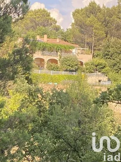 Maison traditionnelle à Malemort-du-Comtat (84570)