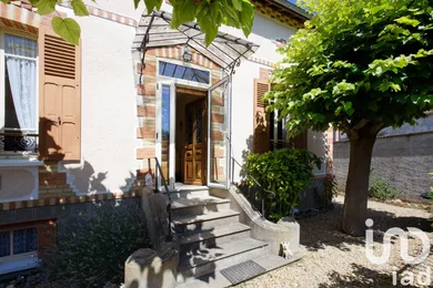 Traditional house at Courlon-sur-Yonne (89140)