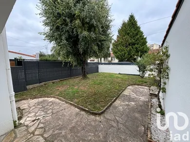 Townhouse in Saint-Herblain (44800)