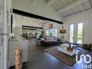 House at Bagnols-en-Forêt (83600)