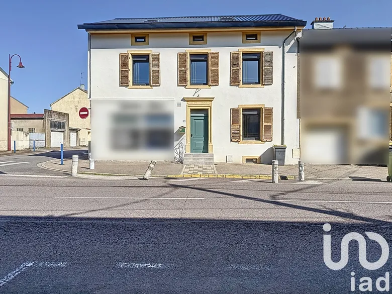 Maison 8 pièces 207 m² · à Florange · 207 m² · 299 000 €