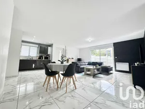 Pavillon à Charleville-Mézières (08000)