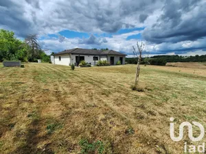 House at RIBAGNAC (24240)