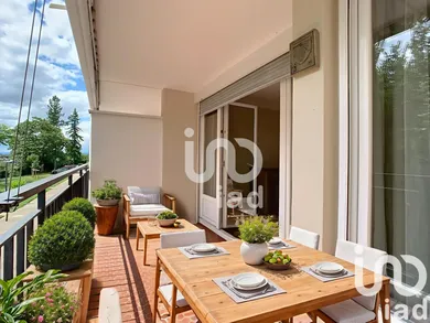 Apartment at Sainte-Foy-lès-Lyon (69110)