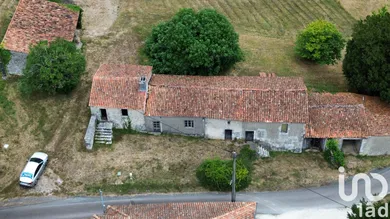 Maison à Chadurie (16250)