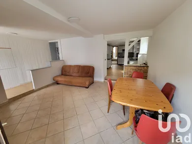 Townhouse in Crézancy (02650)