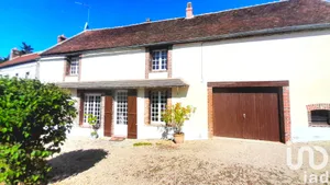 Maison de campagne à Saint-Aubin-sur-Yonne (89300)