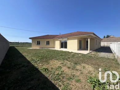 Traditional house at Juillan (65290)