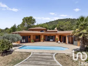 Maison à Saint-Maximin-la-Sainte-Baume (83470)