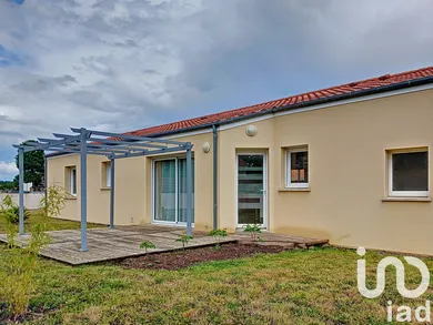 Detached house at La Tourlandry (49120)