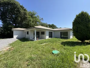 Traditional house at Biarrotte (40390)