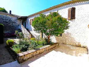 Domaine à Montlauzun (46800)